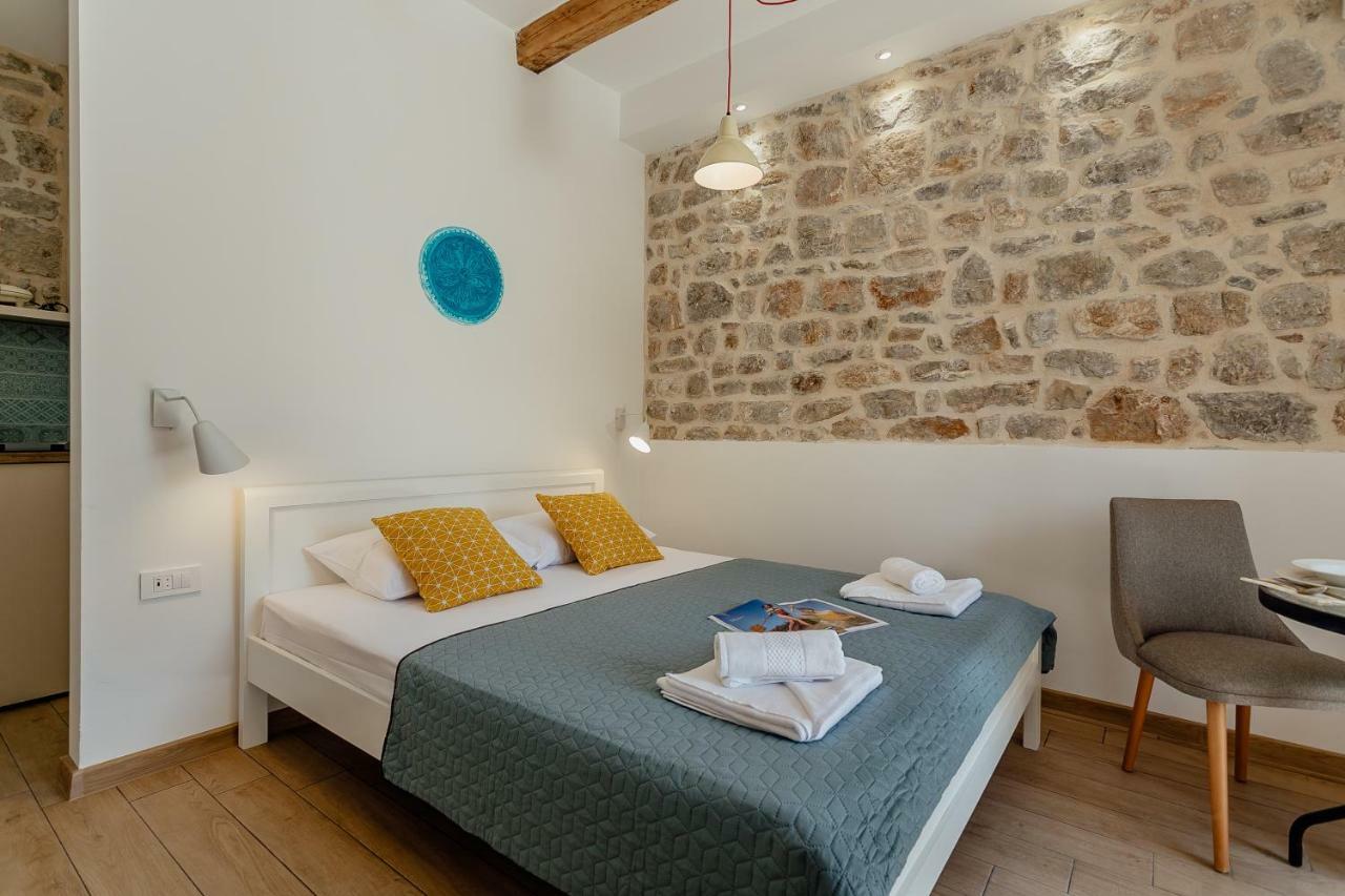 Conborgo Apartments Kumbor Eksteriør bilde